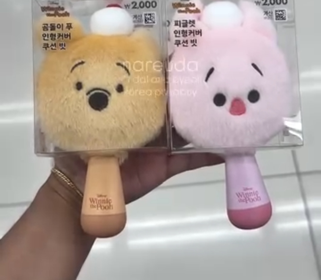 [DAISO] POOH Hair Brush