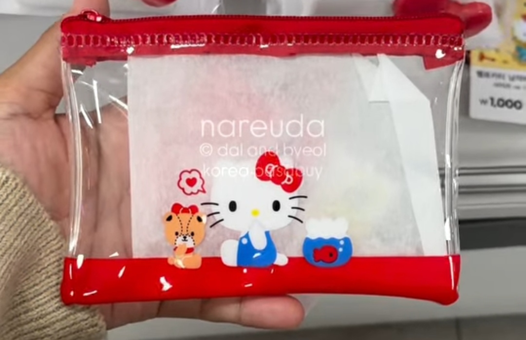 [DAISO] HELLOKITTY Transparent Pouch