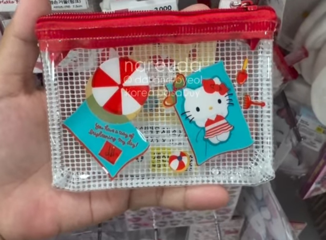 [DAISO] HELLOKITTY Mini Pouch