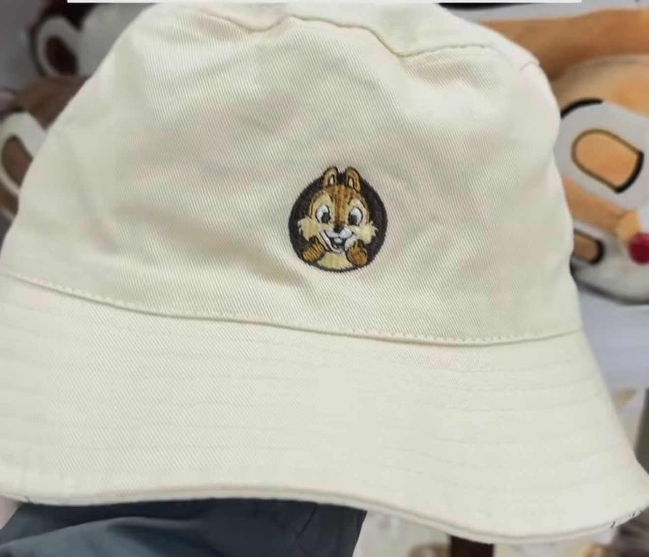 [DAISO] CHIP N DALE Bucket Hat (White)