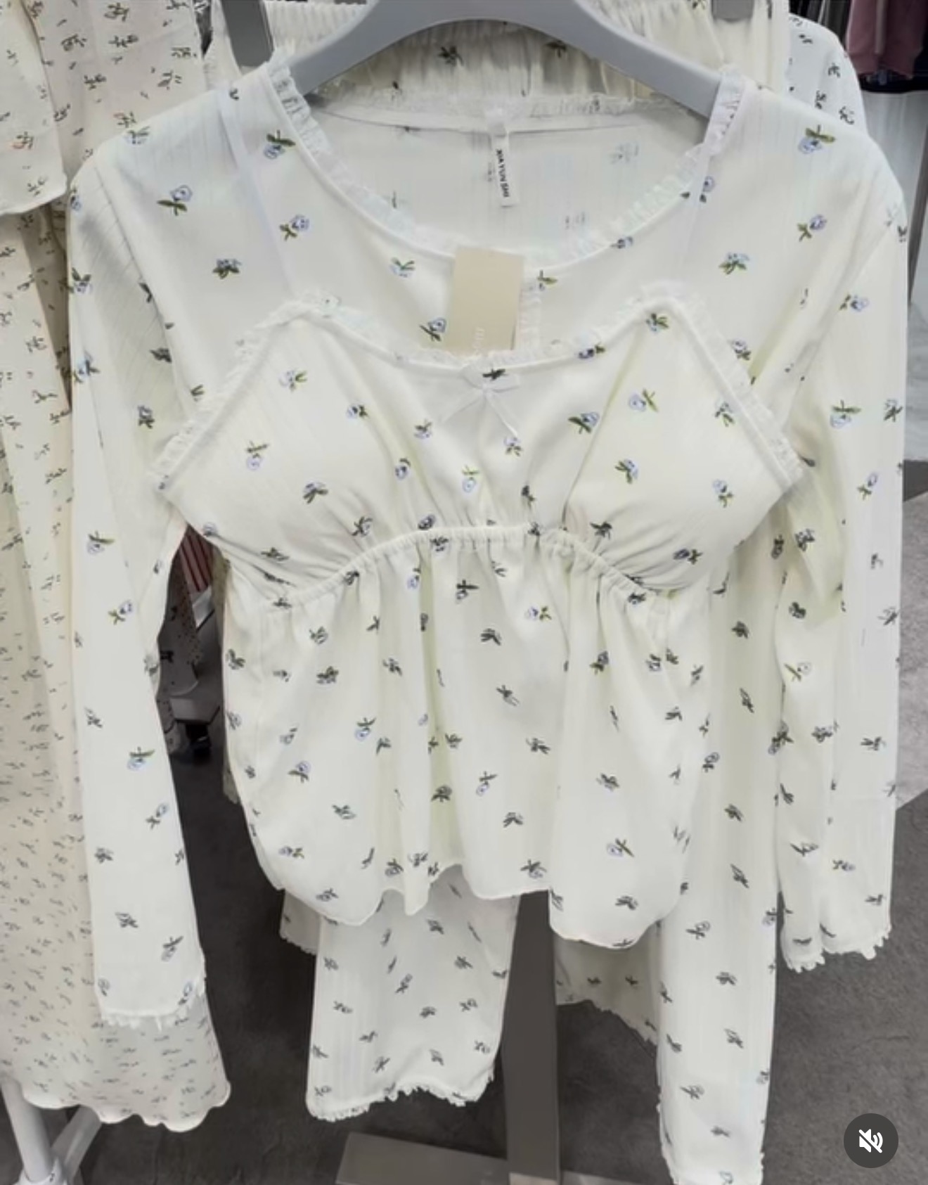 [BIND] Sleepwear 3pcs