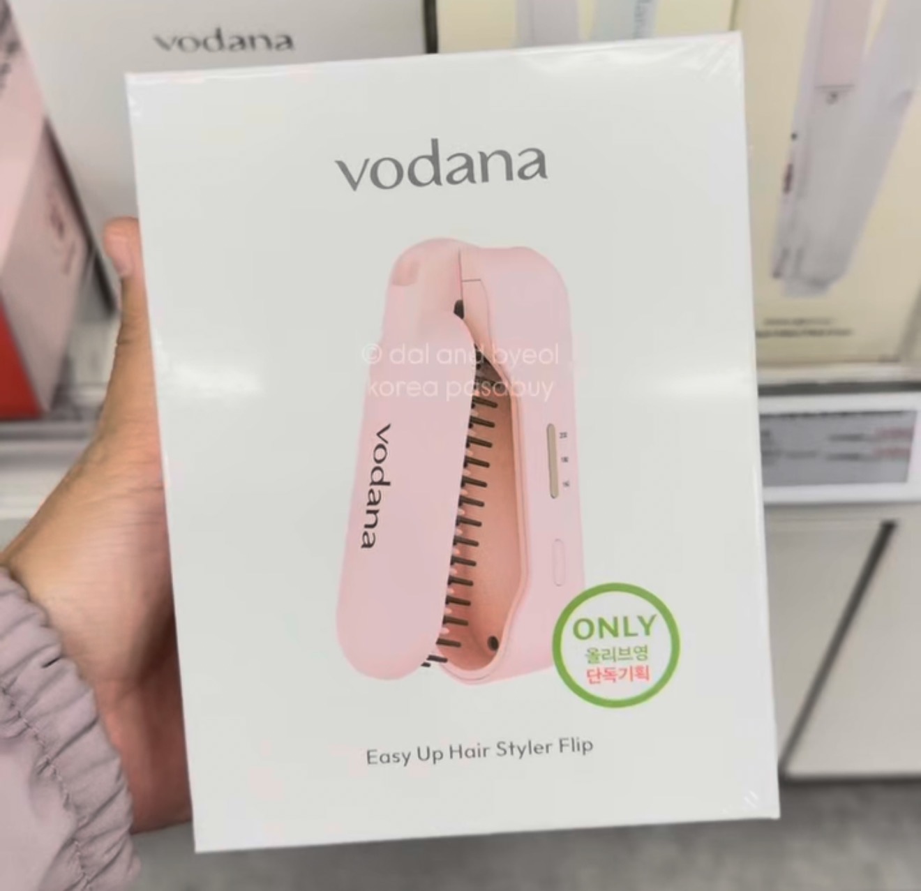 [OLIVEYOUNG] Vodana Hair Styler Flip (Powder Pink)