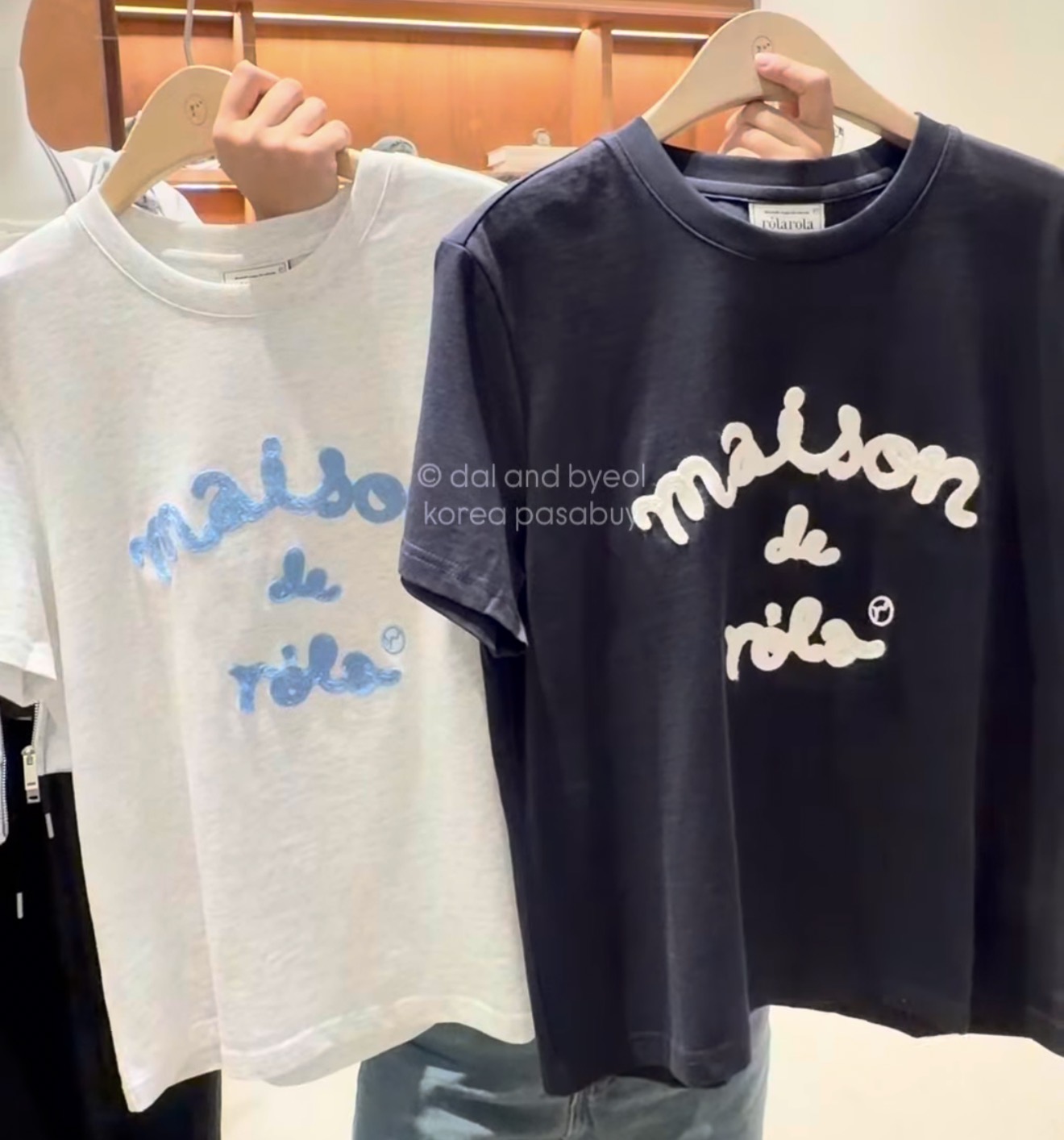 [ROLAROLA] Maison de Rola Embroidered Shirt - Navy